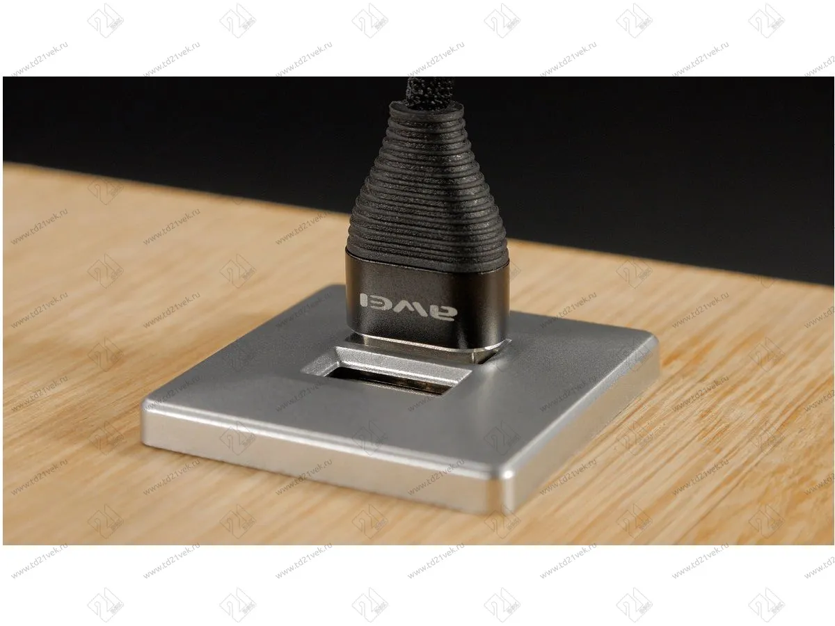 06.800.01.326 USB-розетка, врезная, квадратная, 2хUSB CHARGE-K, max. 3,4A, провод 2м c LED кон., 37х37х31.3мм, серебристый 6