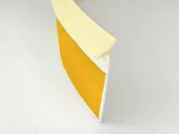 Уплотнительный гибкий плинтус для столешницы Аврора 7мм со скотчем, 1 бобина 5м, бежевый