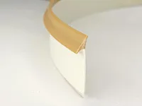 Уплотнительный гибкий плинтус для столешницы Аврора 7мм, 1 бобина 5м, коричневый